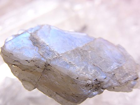 ブルームーンストーン 原石 ☆ スリランカ産 ☆
