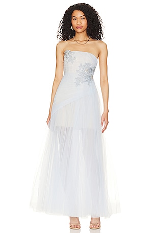 BCBG ウィメンズウェア：BCBGMAXAZRIA コレクション