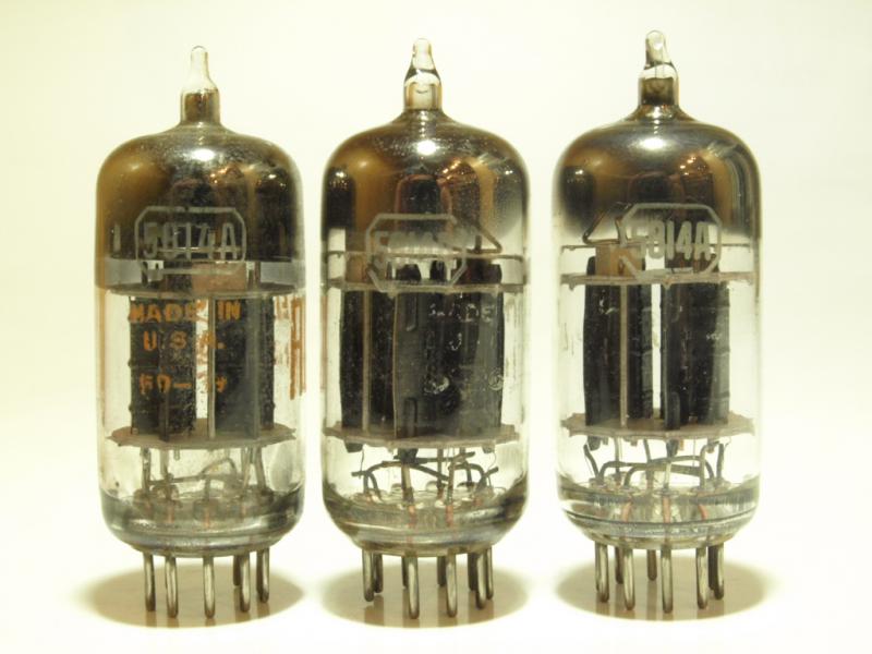 カメラのいわもと：真空管 12AU7、ECC82、同等管、類似管商品在庫一覧