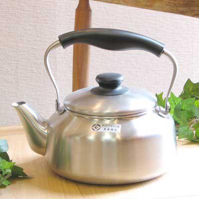 柳宗理 ステンレスケトル(つや消し) 2.5リットル : ベルセーブ - 通販