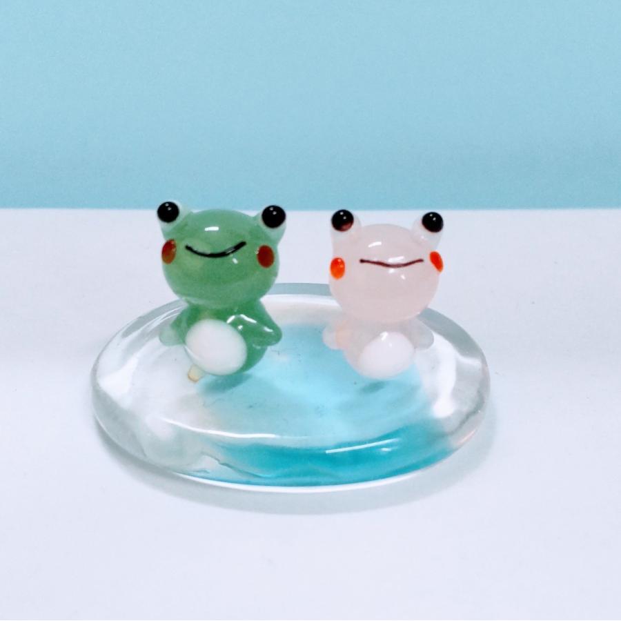ガラス細工 ミニカエルペア ミニチュア 置物 雑貨 蛙 動物 小物 : きた