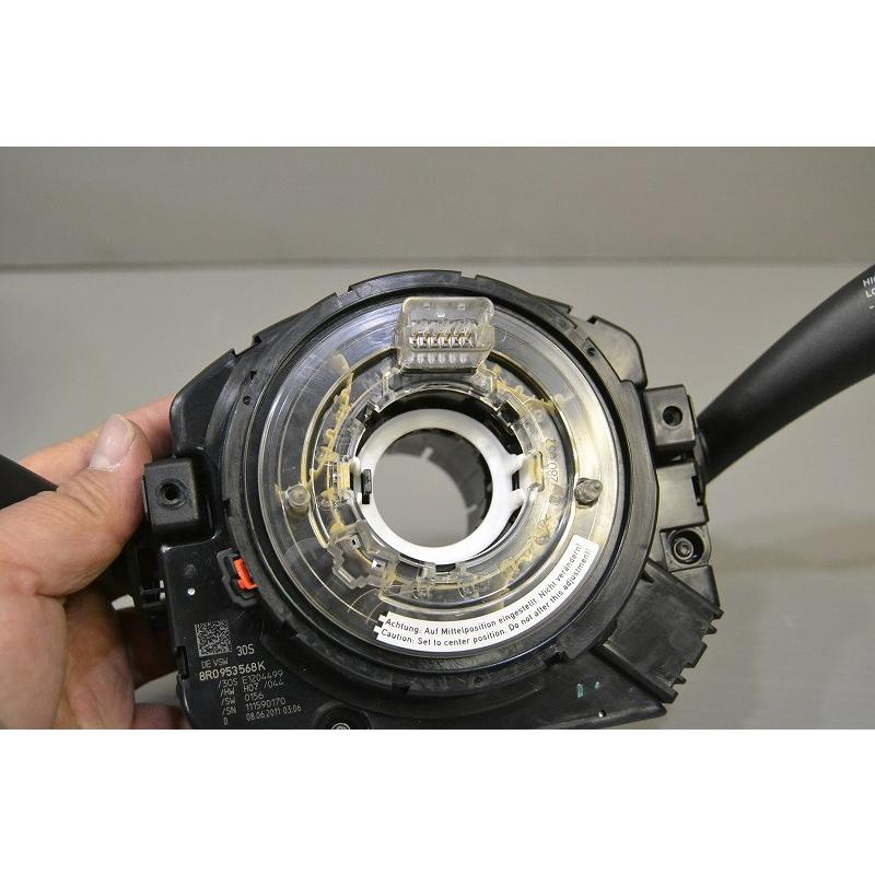 Audi（アウディ） A4 アバント B8 8K 8KCDN 純正 ステアリングホイール