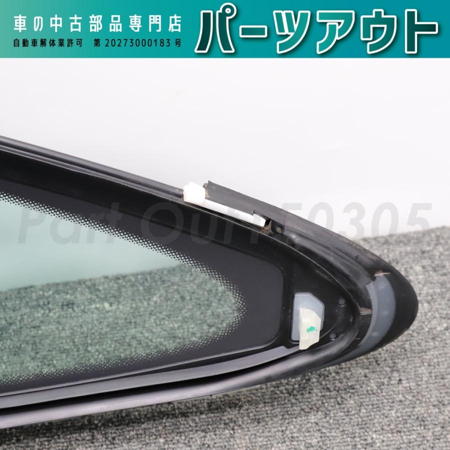 PORSCHE（ポルシェ） [P-15]ポルシェ カレラ4 右クォーターガラス