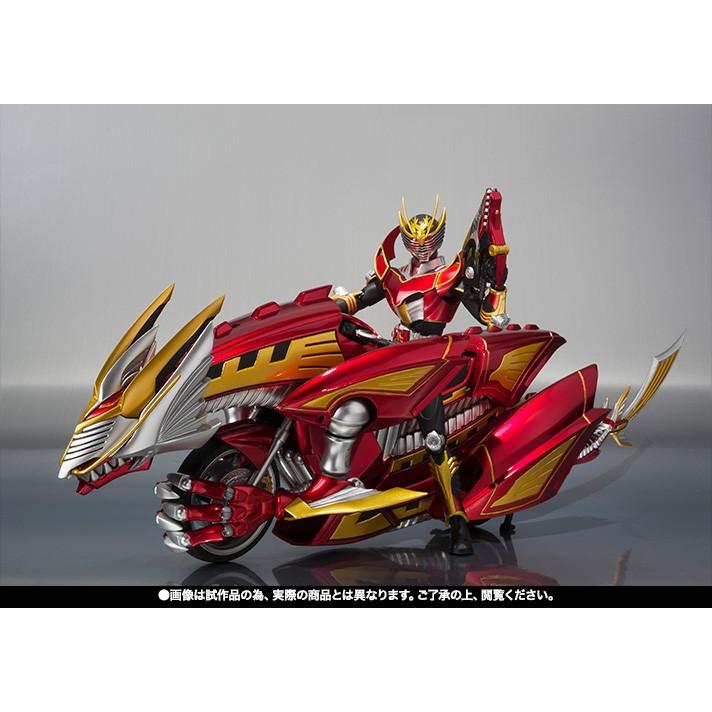 BANDAI（バンダイ） S.H.フィギュアーツ限定品 仮面ライダー龍騎 仮面