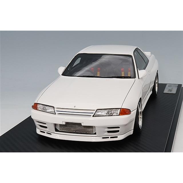 イグニッションモデル 1/18 日産 スカイライン GT-R (R32) ホワイト