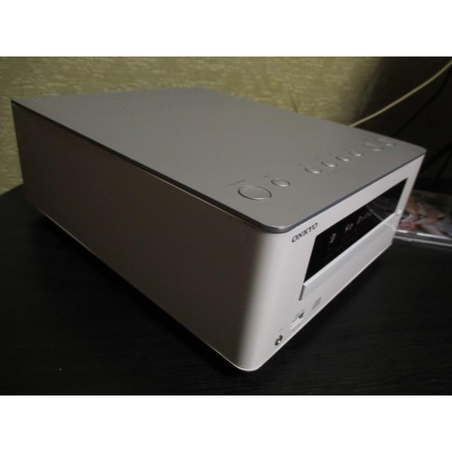 ONKYO（オンキヨー） ONKYO CR-U1 〓 12年製 オンキョーのCDチューナー