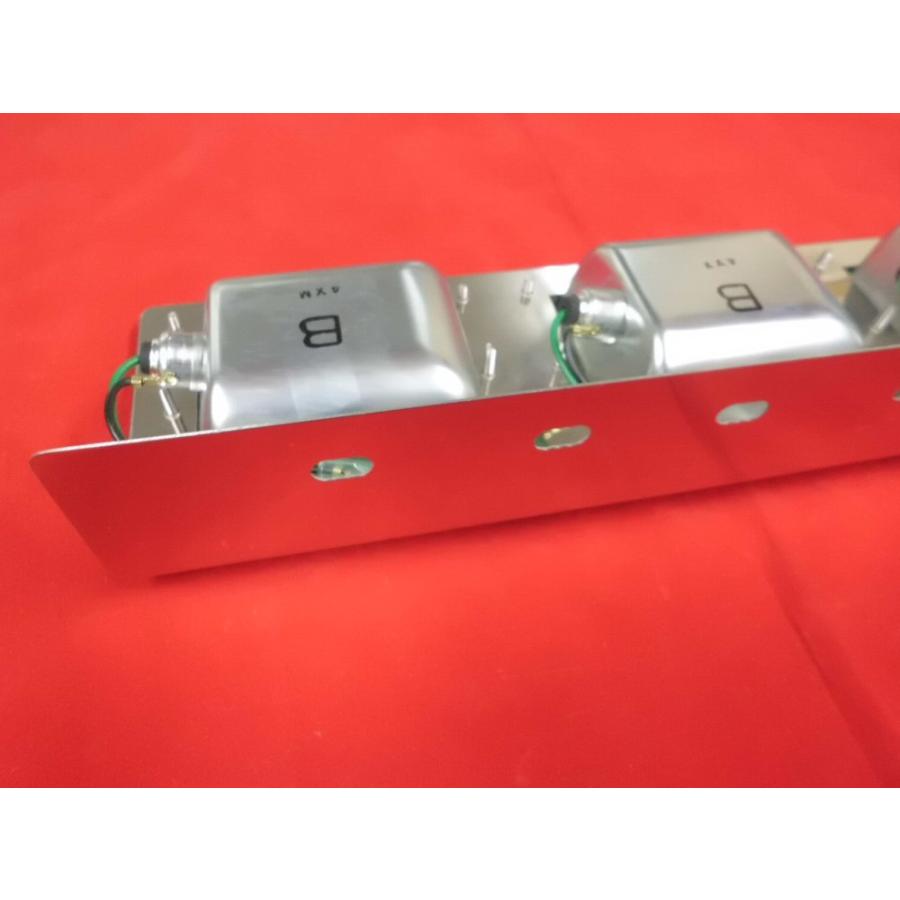 中間サイドウィンカー KOITO製 3連 : 常陸美装Yahoo!ショップ