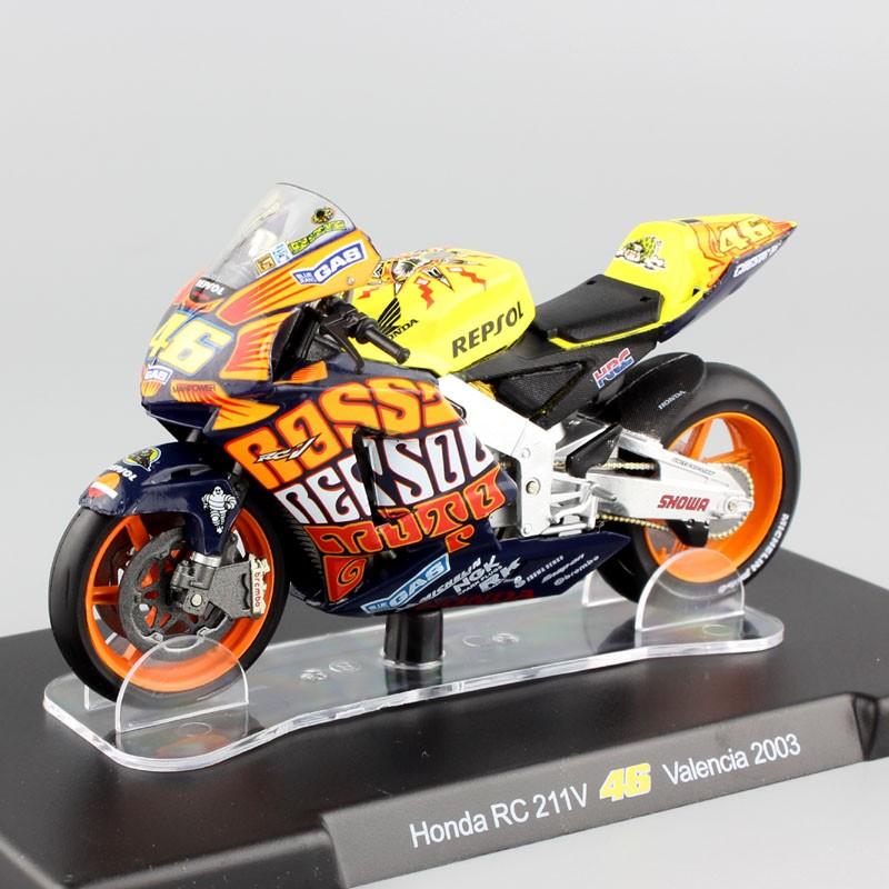 ixo MODELS 1:18 MOTO GP No.46 Valentino ROSSI HONDA RC211V