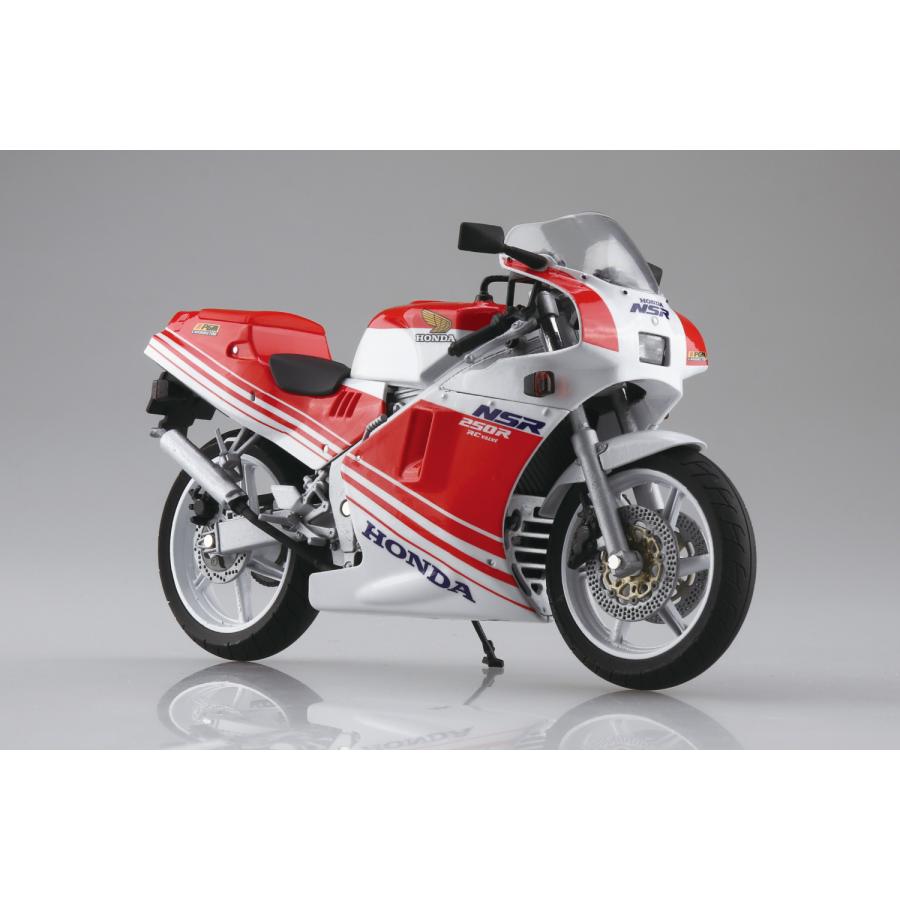 青島文化教材社 1/12 Honda NSR250R SP 88 ファイティングレッド