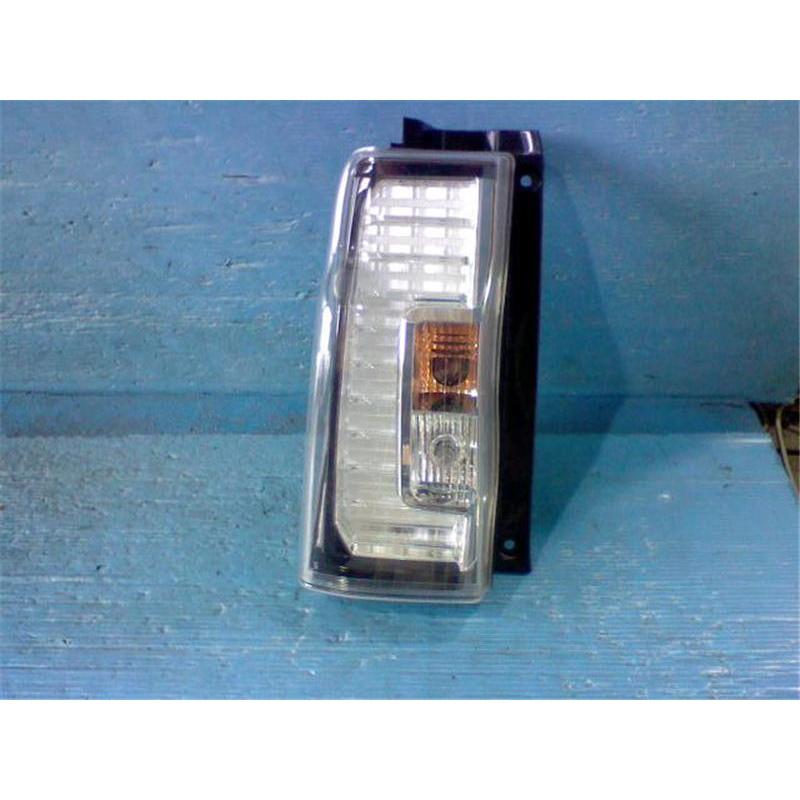 ダイハツ 純正 タント 《 LA600S 》 左テールランプ 81560-B2690