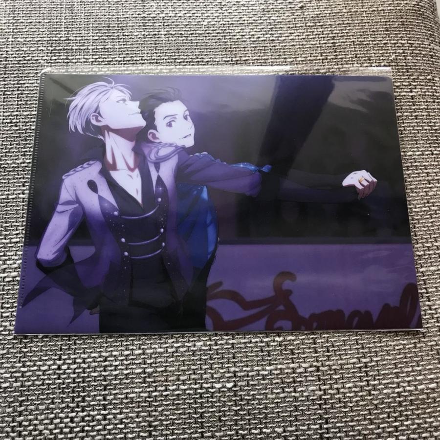 ☆ ユーリ!!! on ICE クリアファイル 勝生勇利 ヴィクトル : Nikotto