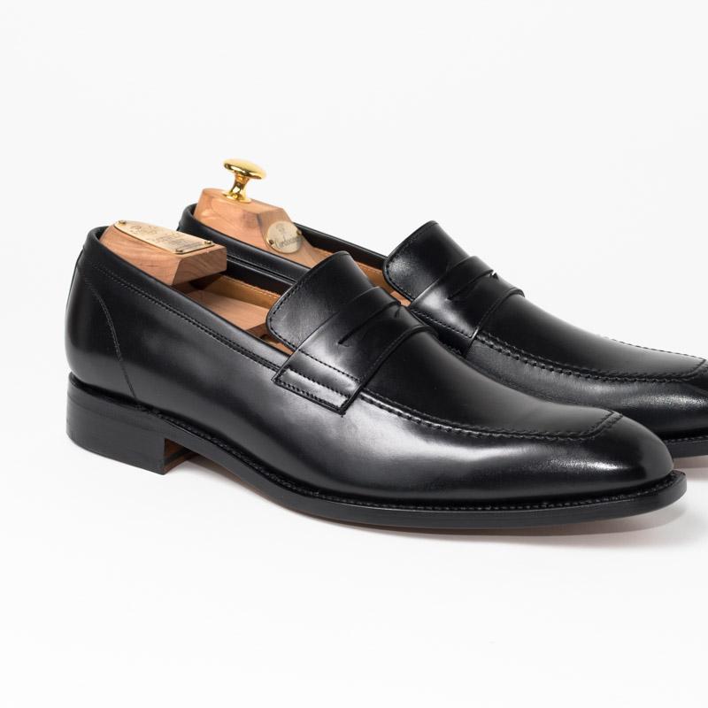 Berwick 1707（バーウィック） ブラックV字ステッチセミロングノーズ