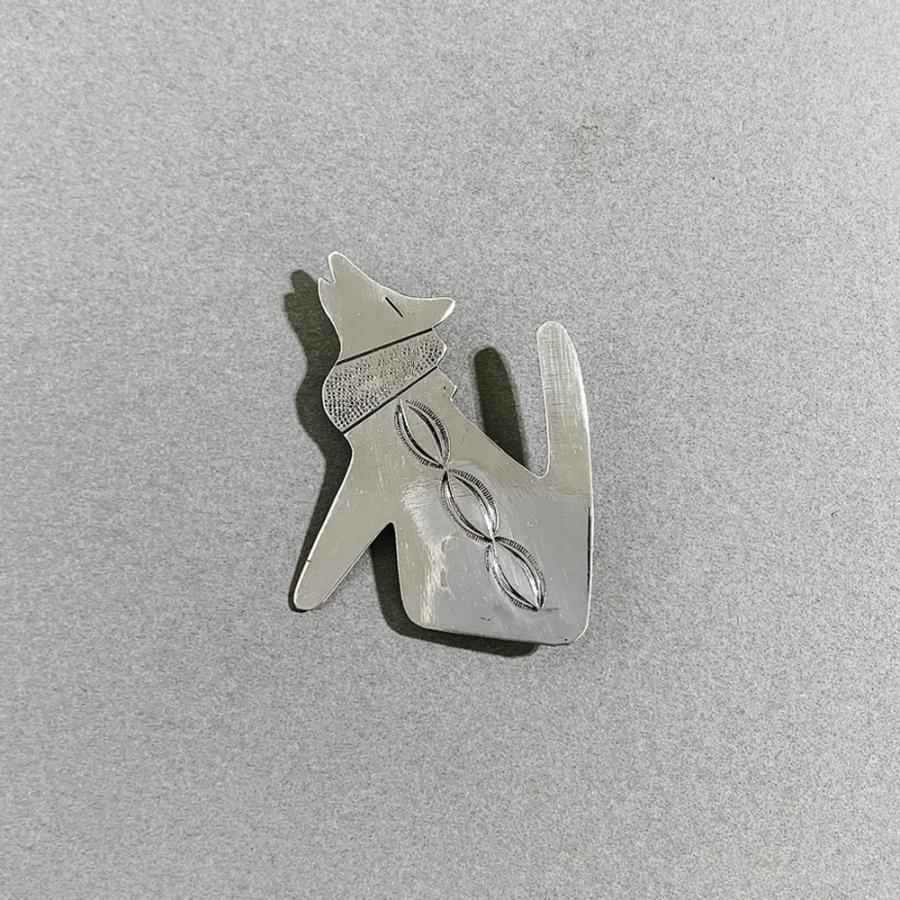 メルヴィンフランシススカルピンブローチ