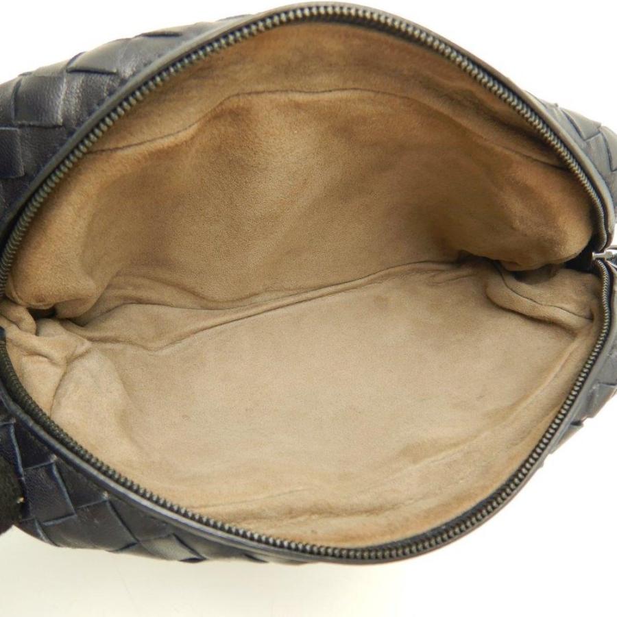 BOTTEGA VENETA（ボッテガ・ヴェネタ） チェーンショルダーバッグ 斜め