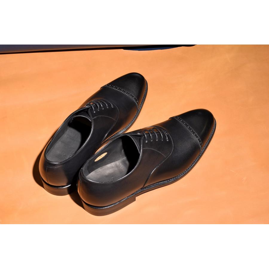 RAYMAR】内羽根パンチドキャップトゥ 5641RII ブラック RAYMAR