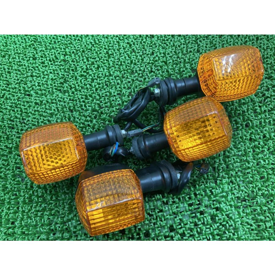 カワサキ（Kawasaki） ZRX400 ウインカー 0782 純正 中古 バイク 部品