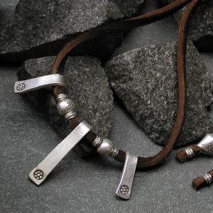 Vivienne Westwood（ヴィヴィアンウエストウッド） Safety Penis Pins