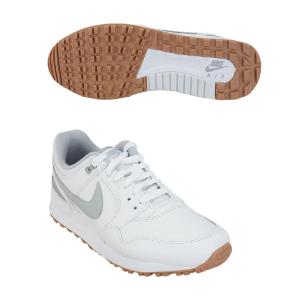 NIKE（ナイキ） ゴルフシューズ ヴィクトリー プロ 4 HM9220-103