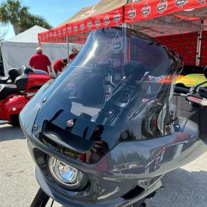 ハーレー ソフテイル フレア ウインドシールド 8インチ ダークスモーク