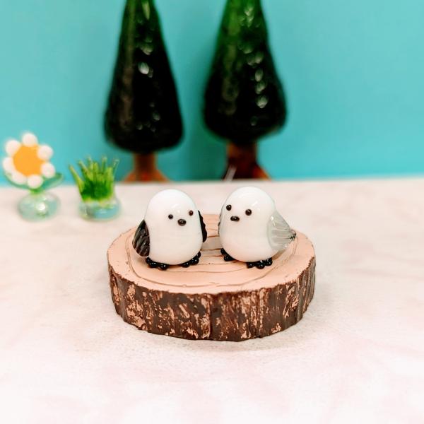 ガラス細工 シマエナガ切り株ペア ミニチュア 雑貨 置物 小物 鳥