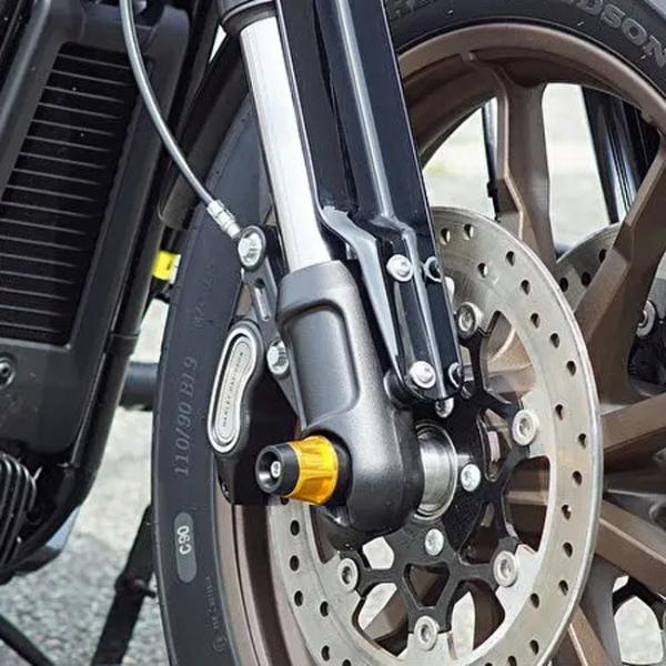 M8ソフテイル ローライダーS/ST、FXDR114 フロントアクスルカバー