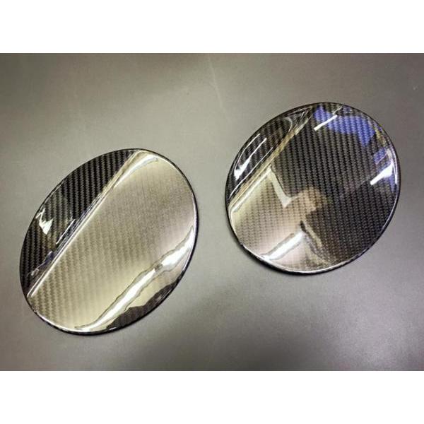 レヴォーグ(VM4/VMG)用ドライカーボン製フューエルリッドカバー