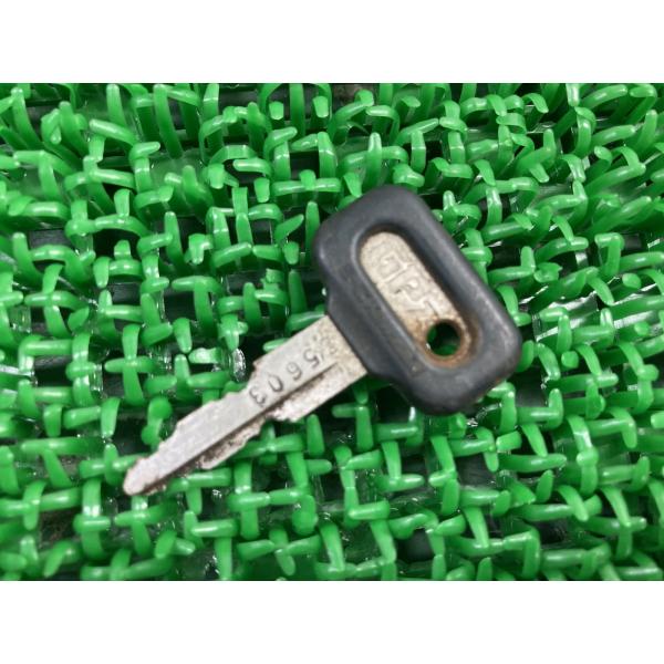 カワサキ（Kawasaki） GPZ400R キー 純正 中古 バイク 部品 右溝 Z5603