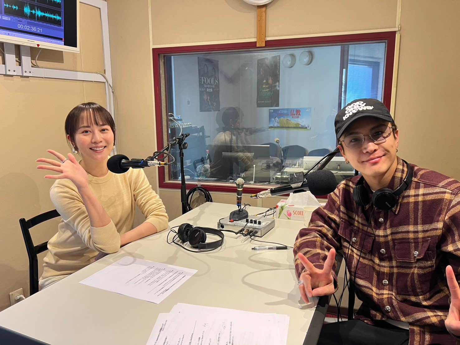 岩田剛典 YWAデニム衣装 背景ありクリアチャーム 岩田剛典、唯一無二の