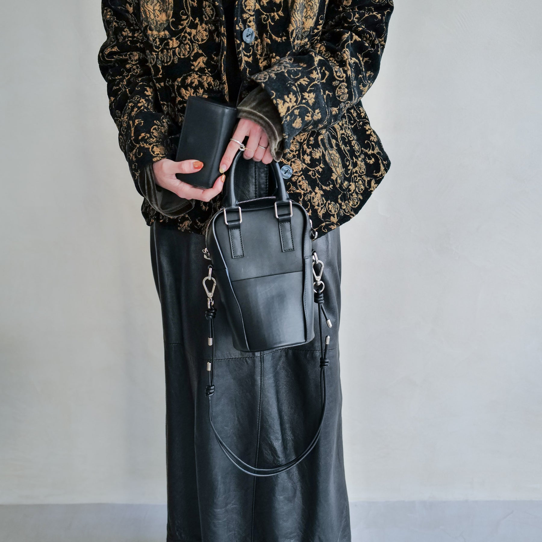 HERRIE BALLER'S BAG / RAPTO｜高級スムースレザーのミニショルダー