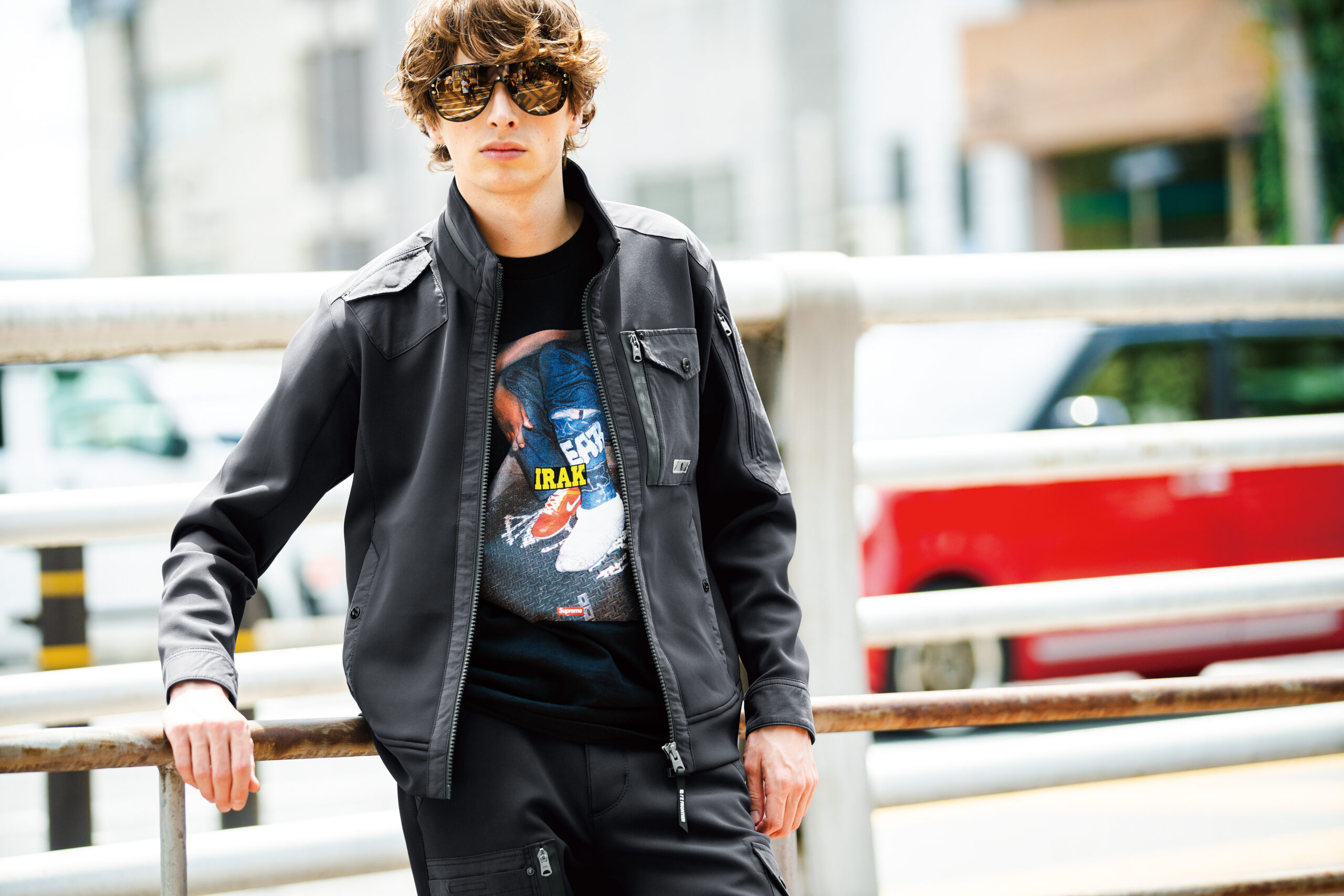 IZFRONTIER ハイセンスなデザイン。高機能でハイクオリティなワーク