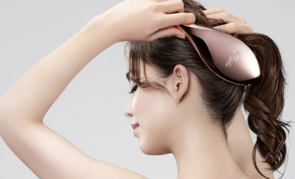 Buy ReFa Aile Brush with 3-Layer Bristles for Silky Hair