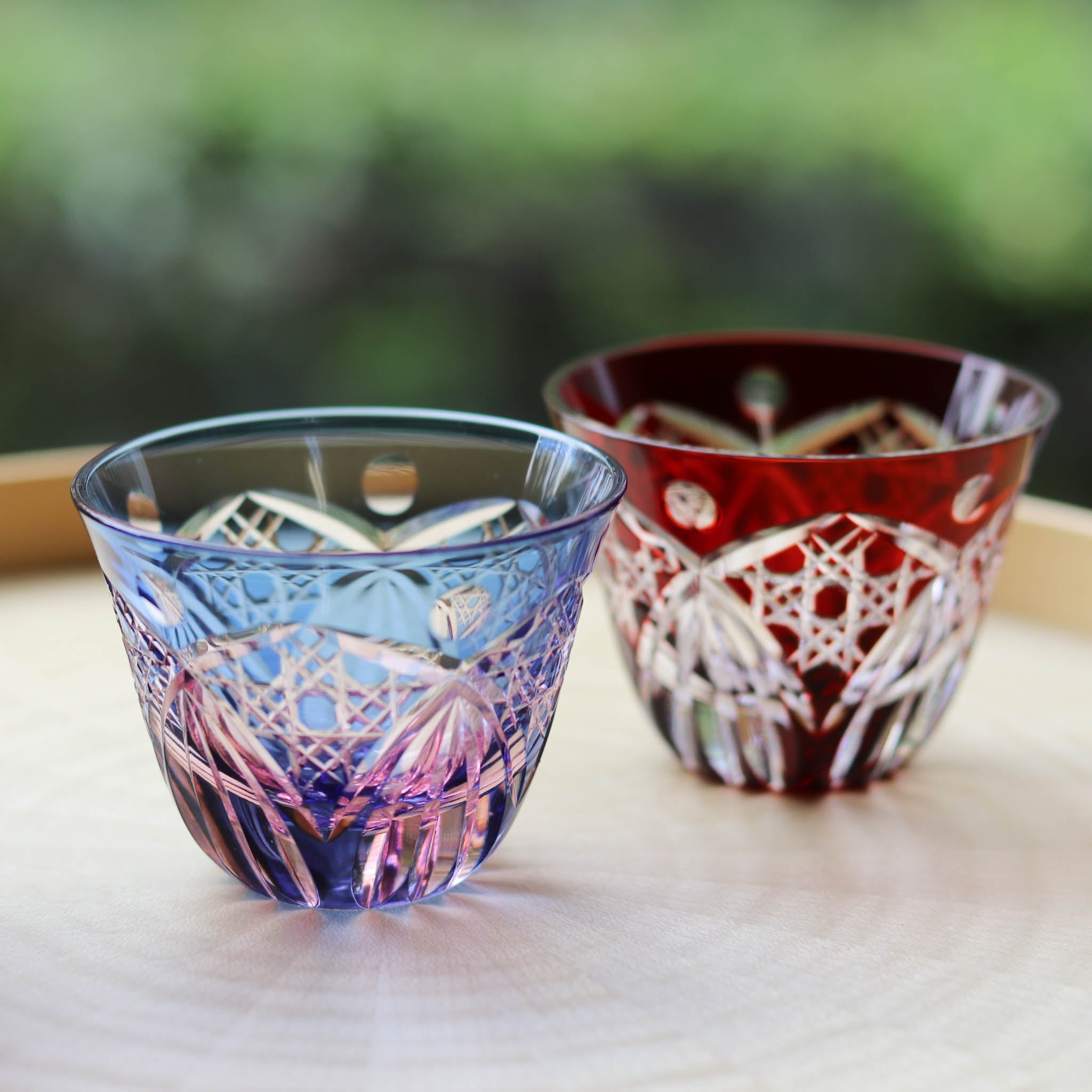 江戸切子 ぐい呑 | 八角篭目文様 | ブルーピンク | ミツワ硝子