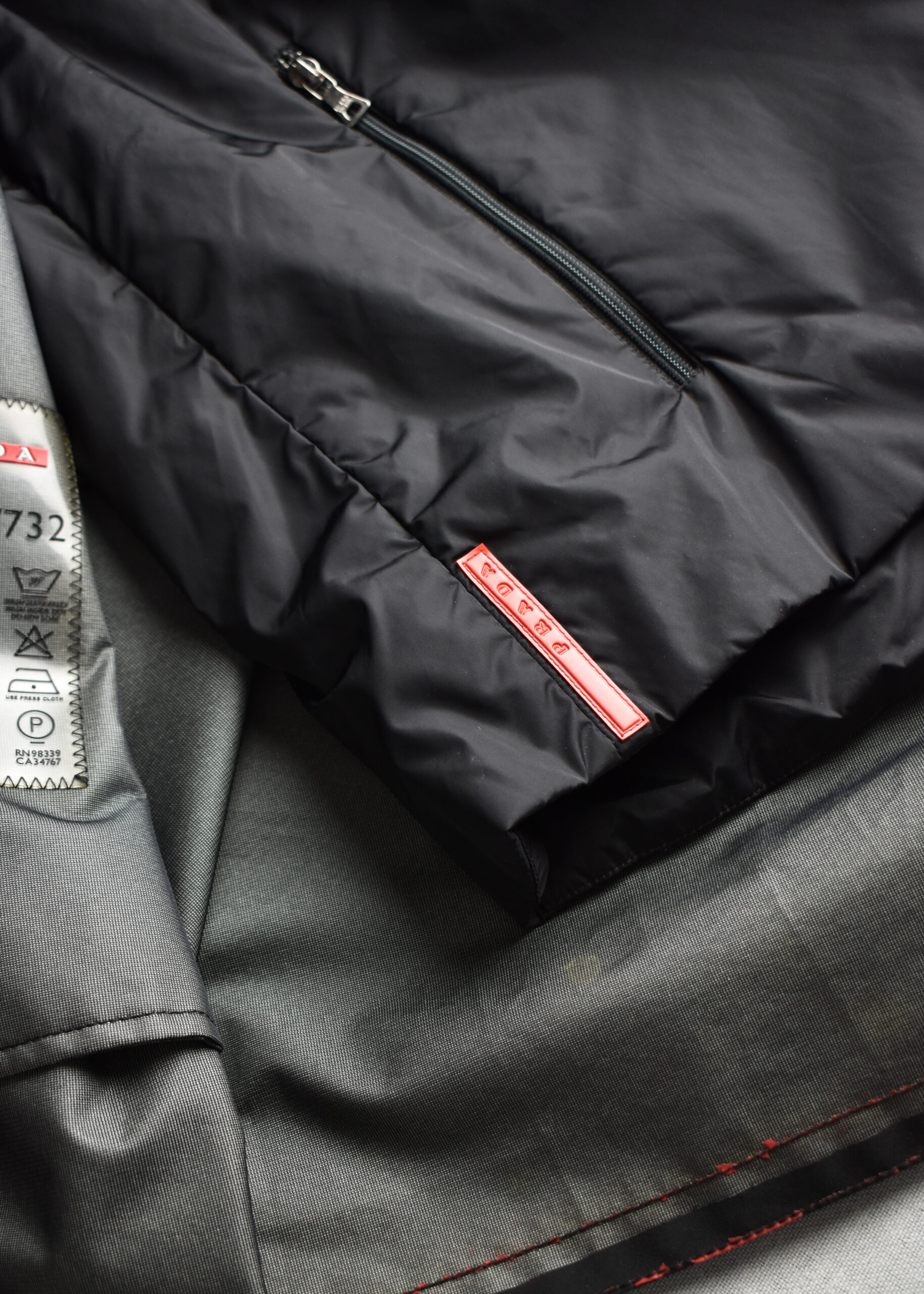 00S PRADA SPORT 3-IN-1 GORE-TEX MAC - Jazzy Badger