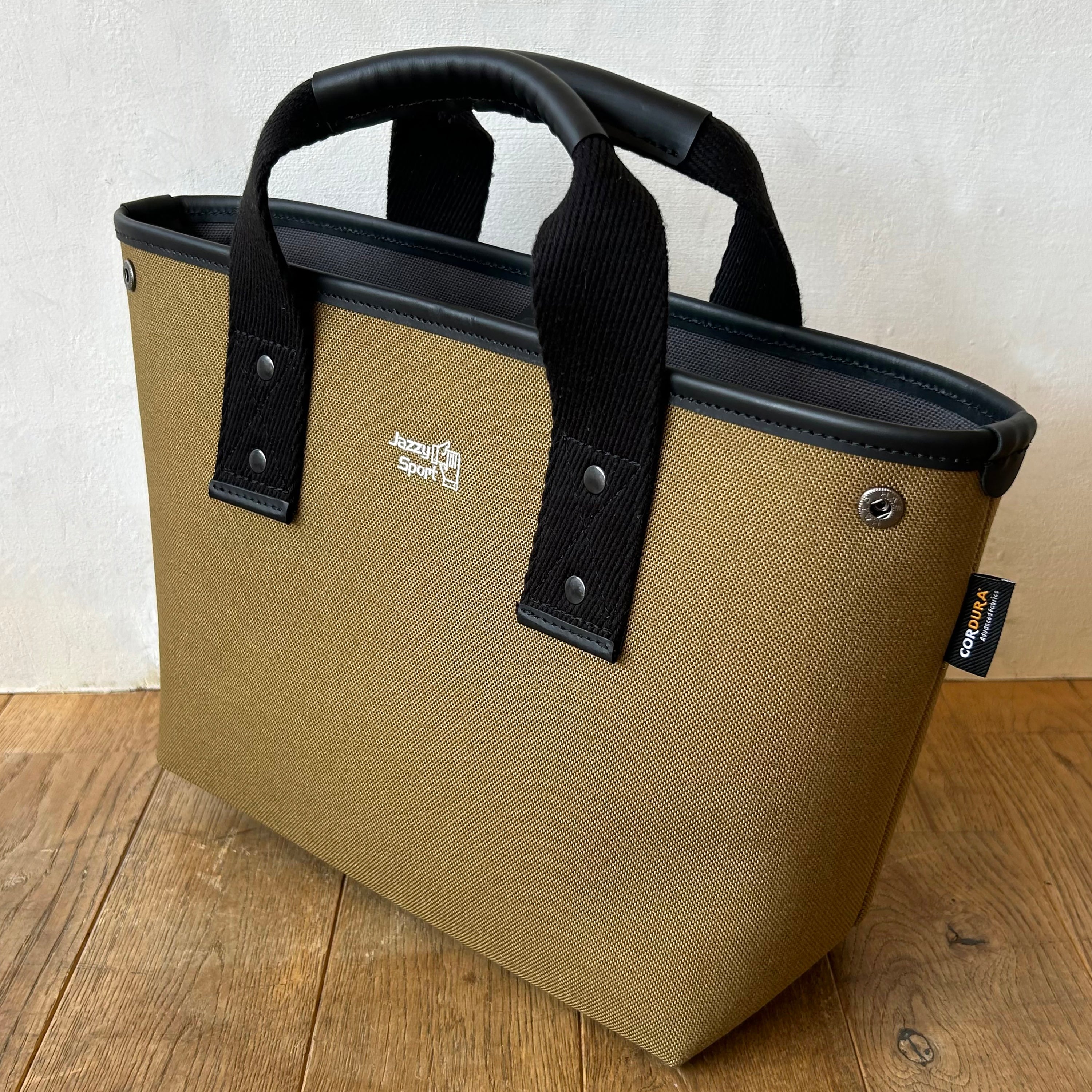 残りわずか／限定】intoxic × Jazzy Sport “Vinyl 7” トートバッグ