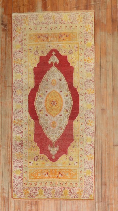 19th Century Small Turkish Sivas Rug No. 7082 - J&D Oriental Rugs