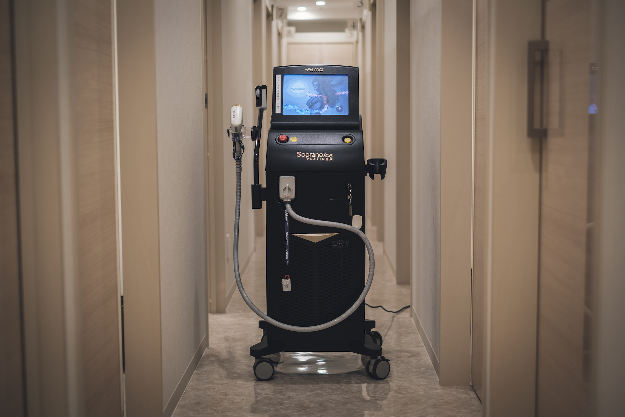 使用脱毛器材│メンズジェニー