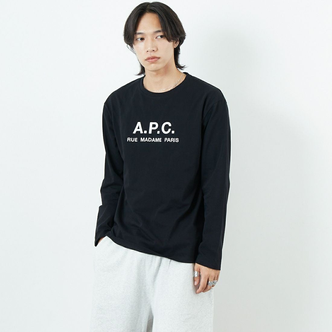 A.P.C. [アー・ペー・セー] ロゴ刺繍 ロングスリーブTシャツ [RUE