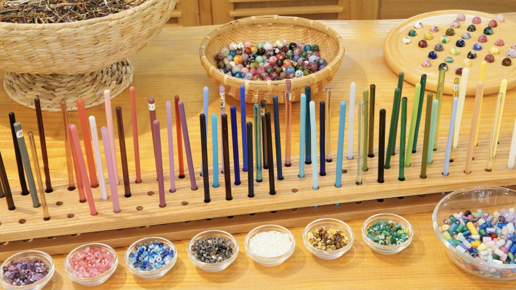 河口湖・とんぼ玉の製作体験が楽しめる 自在ガラス工房&ギャラリー