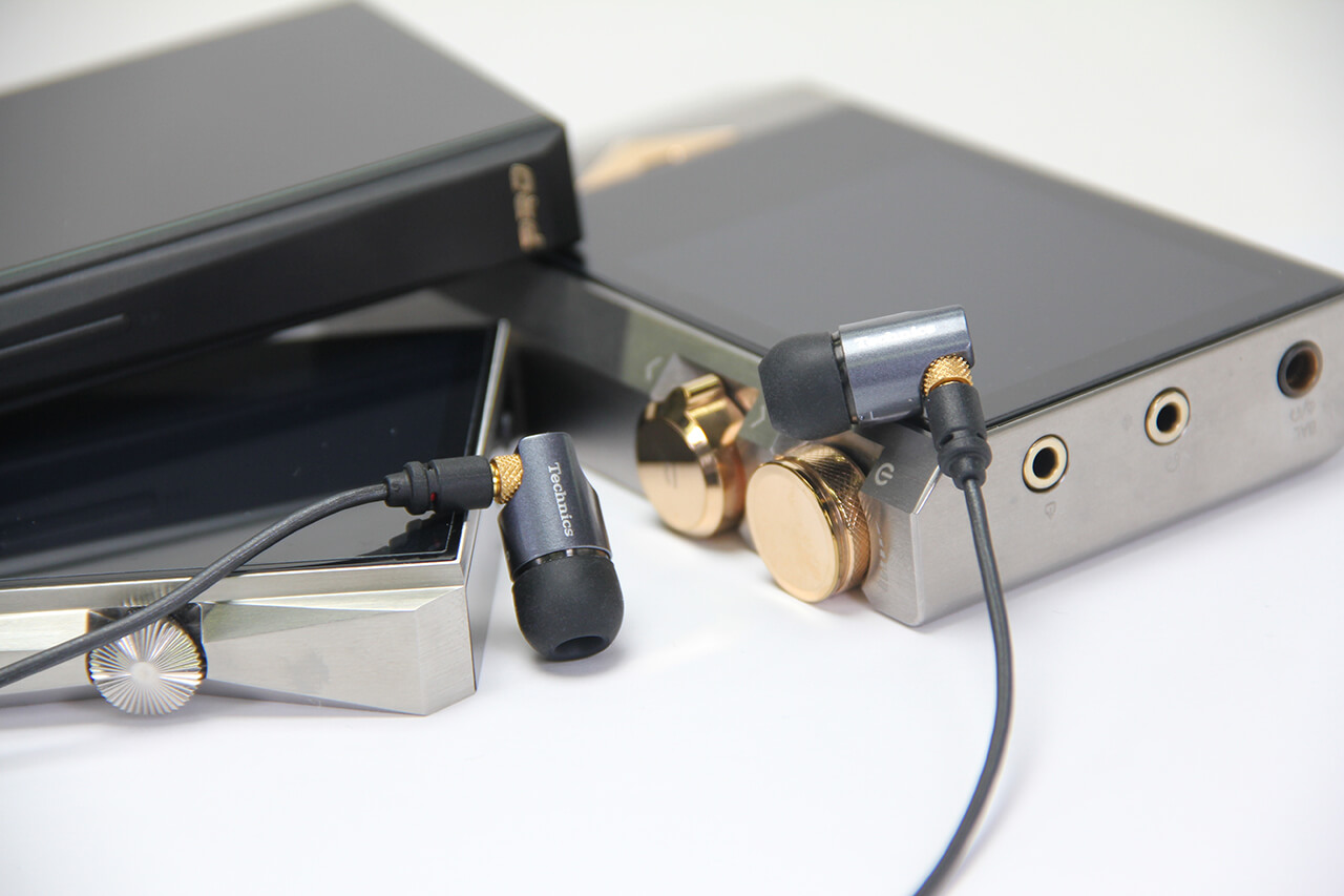 テクニクス最上位イヤホン「EAH-TZ700」の実力を引き出す！ DAPや