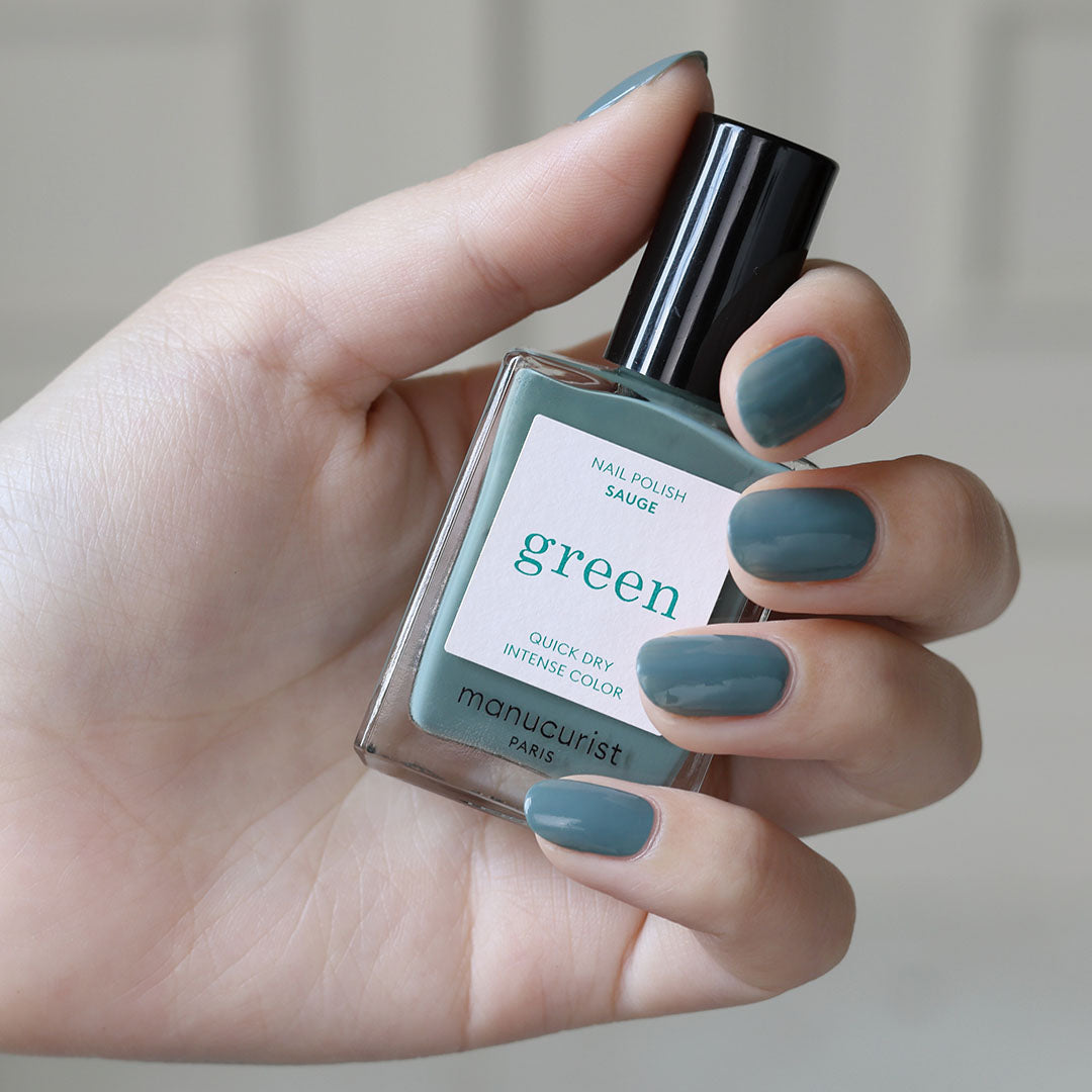 manucurist green （マニキュリスト グリーン） ナチュラル ネイル