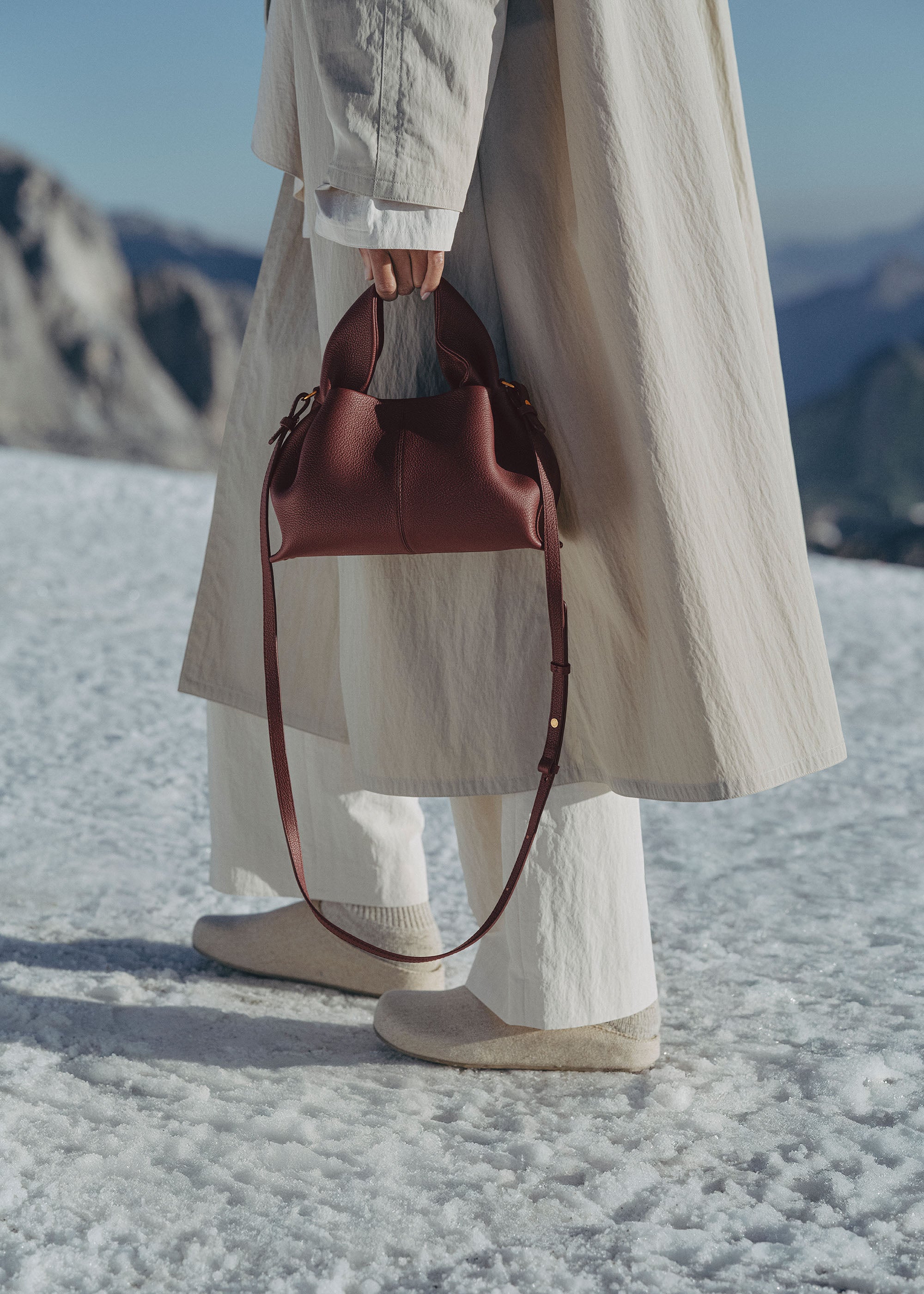 Polène | バッグ - Numéro Neuf Mini - ダークチェリー テクスチャード