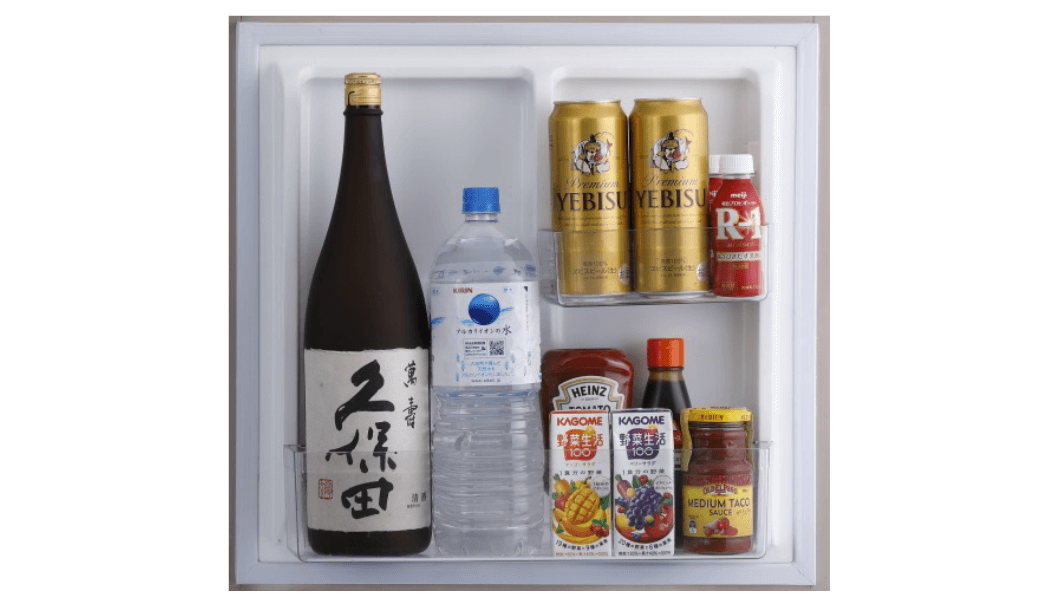 日本酒を冷蔵庫で保管するときは、縦置き？それとも横置き？ | 日本酒