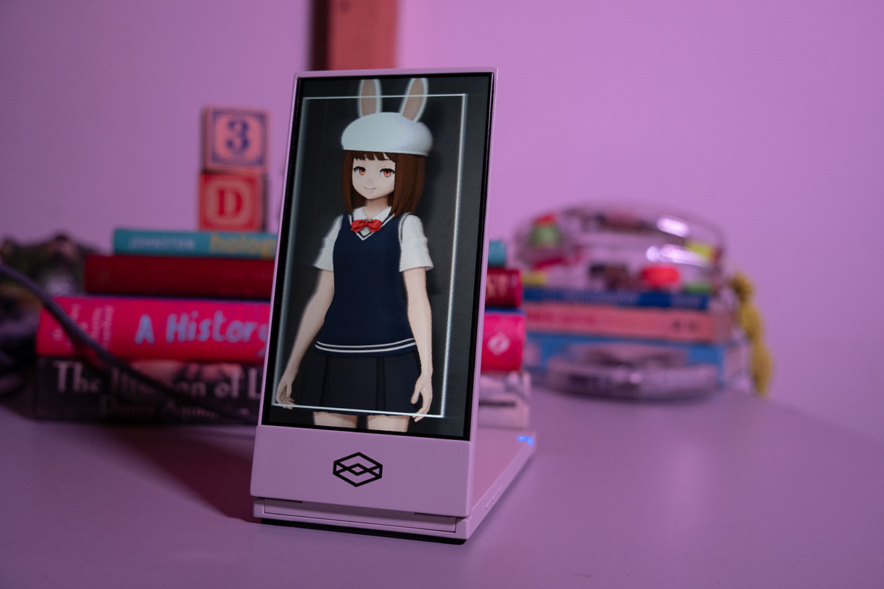 Looking Glass、初のポータブル・ホログラフィック・ディスプレイ