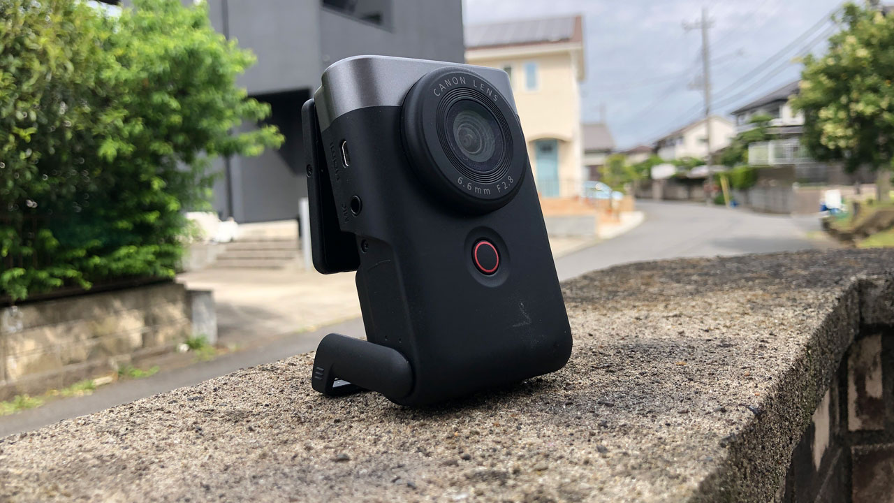 iVIS mini Xの後継か。ポケットサイズのVlogカメラ「PowerShot V10