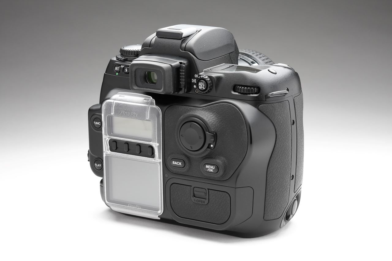 富士フイルムFinePix S3 Pro[記憶に残る名機の実像] Vol.16 - PRONEWS