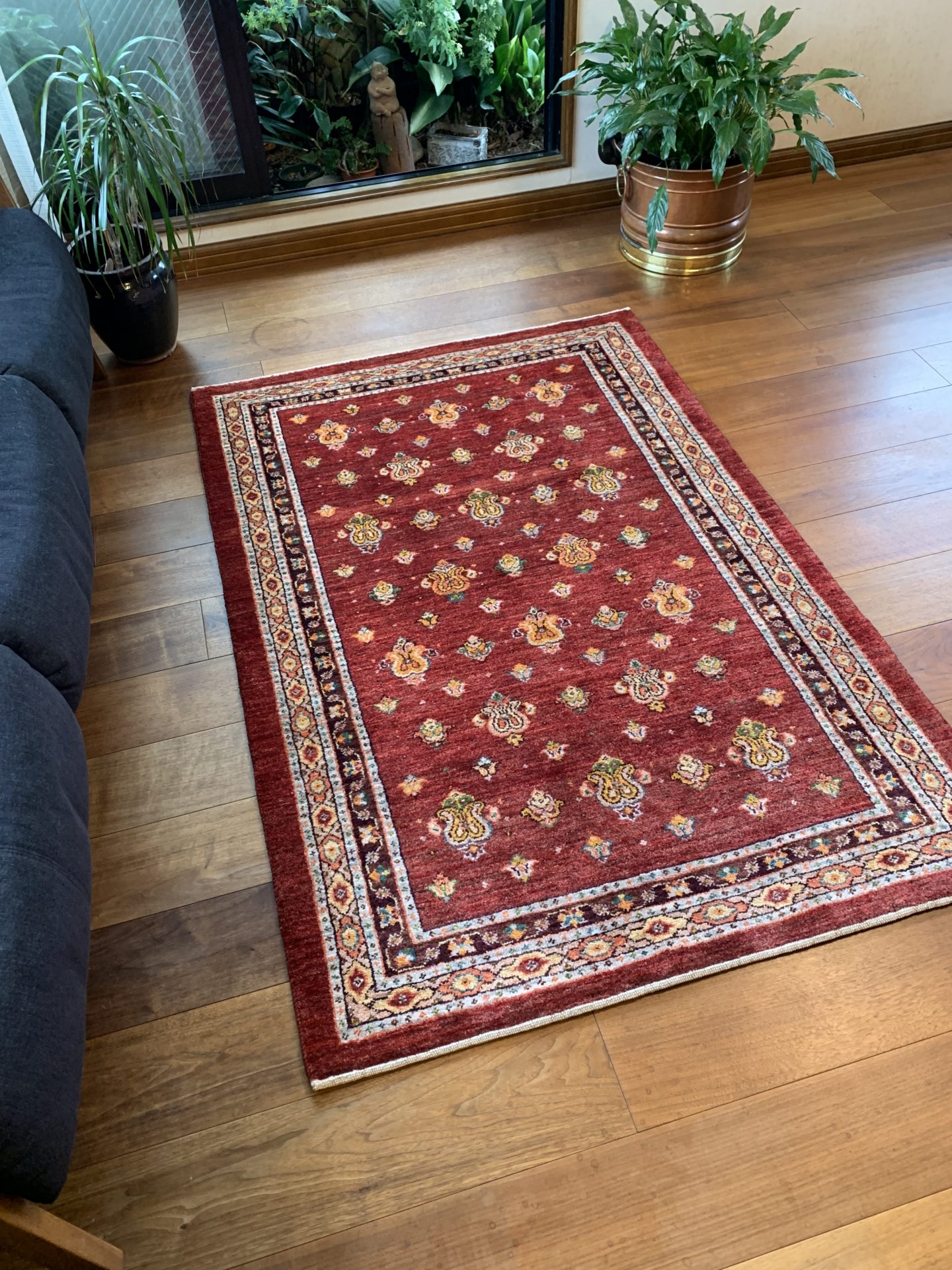 ルリバフ | 調度品の亀川【公式】ゾランヴァリギャッベ正規販売店