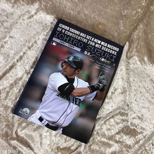 イチロー選手の記録達成記念プレミアムフレーム切手セット | お知らせ