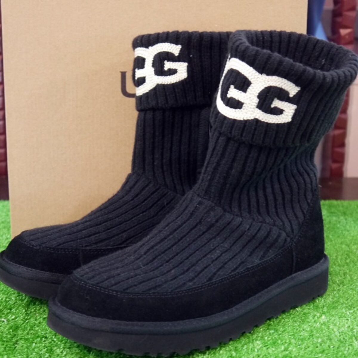その他【靴 UGG ニットブーツ 1105709】刈谷市のお客様より買い取り