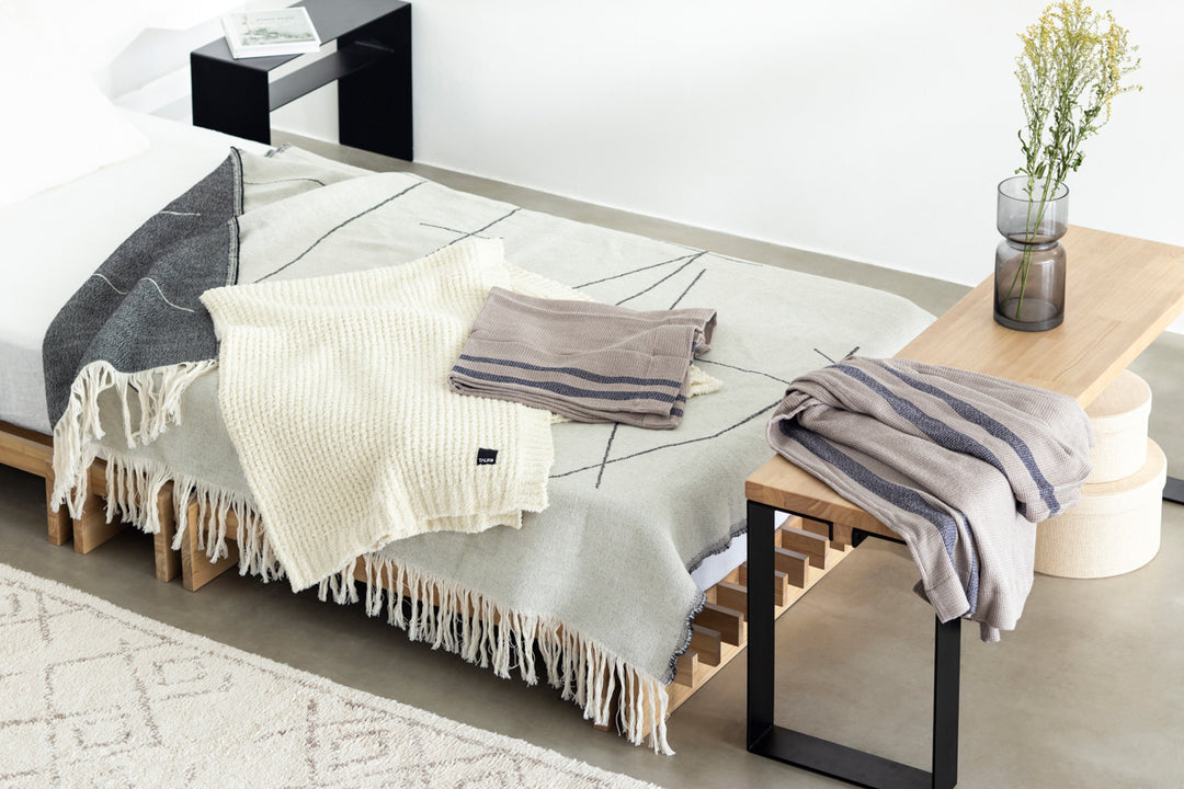 ベッドルーム – KANADEMONO