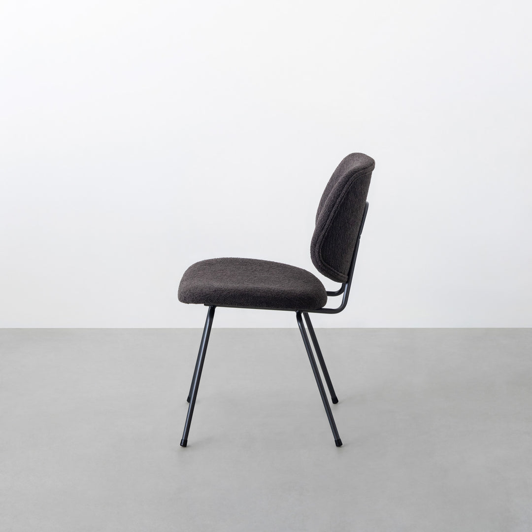 Stylish × Fit モダンデザイン ダイニングチェア 2脚セット – KANADEMONO